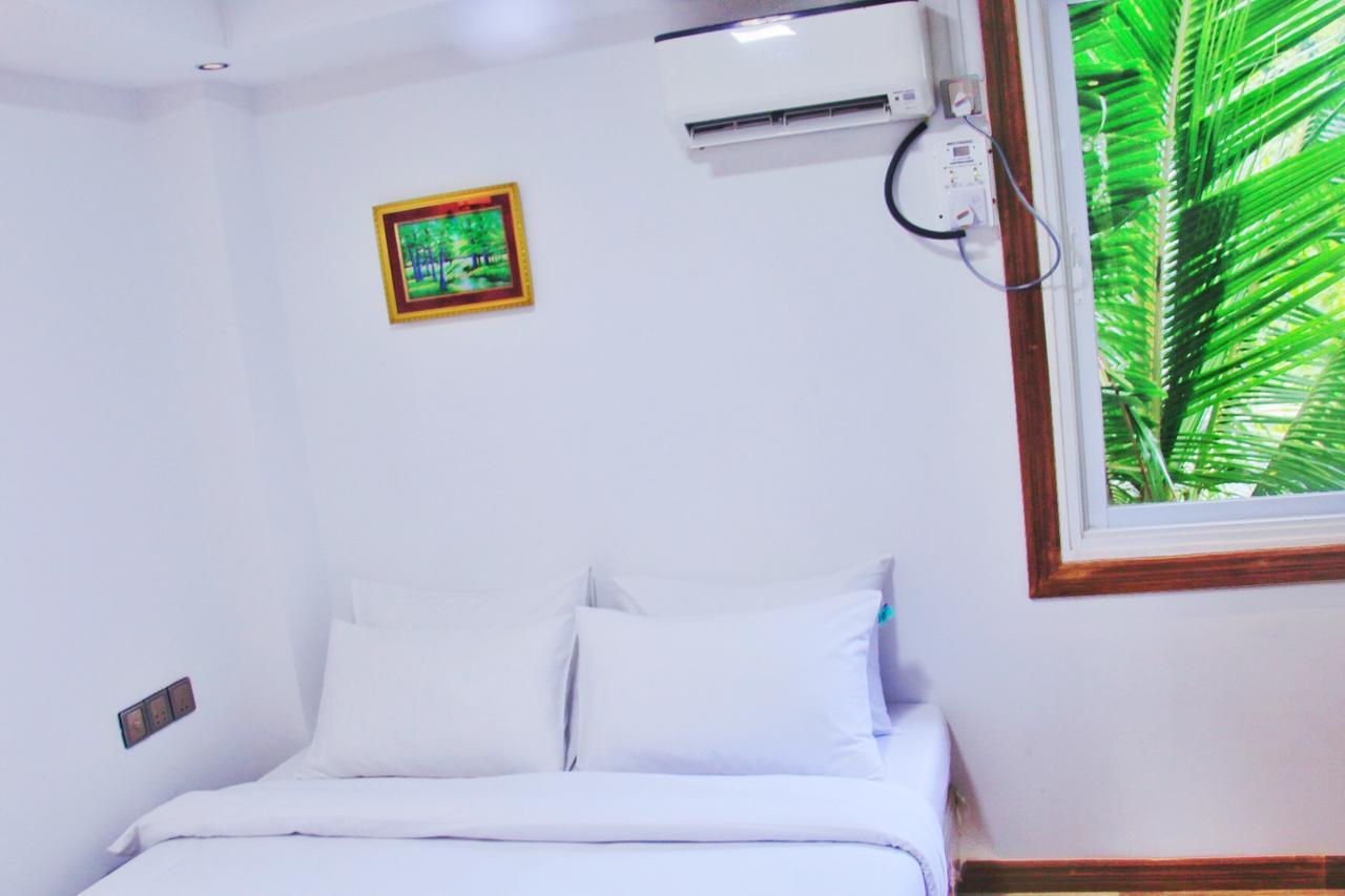 The Lodge Yangon Poshtel Eksteriør billede