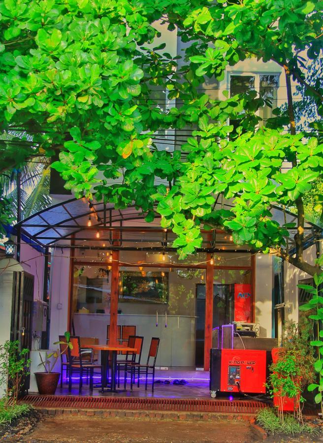 The Lodge Yangon Poshtel Eksteriør billede