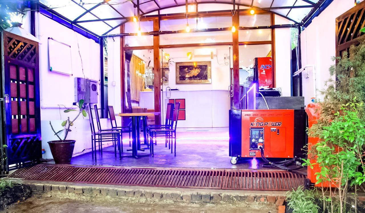 The Lodge Yangon Poshtel Eksteriør billede