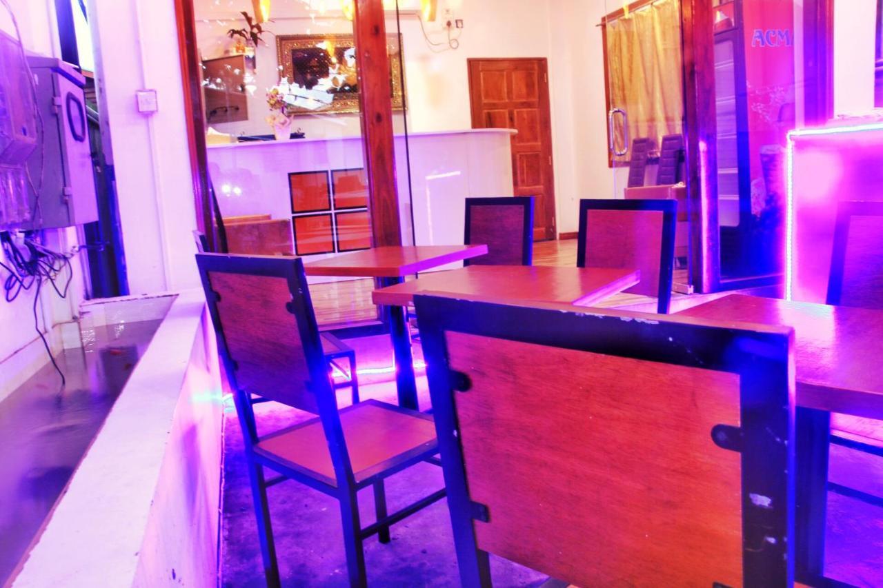 The Lodge Yangon Poshtel Eksteriør billede